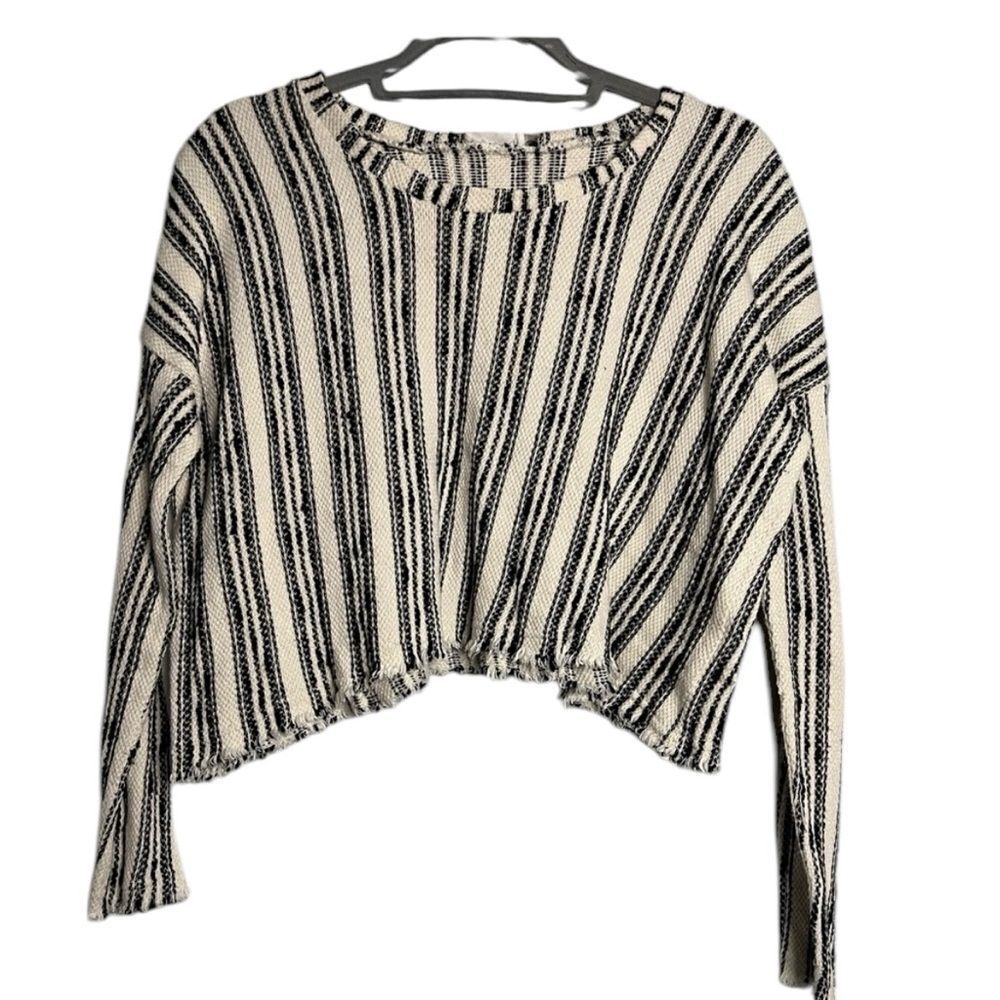 Storia Striped Black and White cropped top with raw hem size small oversized